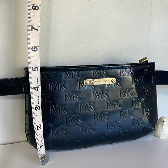 Micheal Kors Belt Bag main image 8